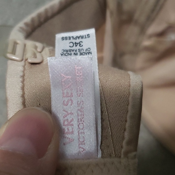 Victoria's Secret Very Sexy nude beige strapless bra 34C - Picture 2 of 4